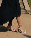 Oro Heels | Cafe