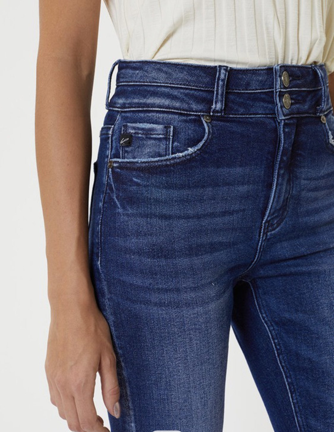 Bloom Jeans