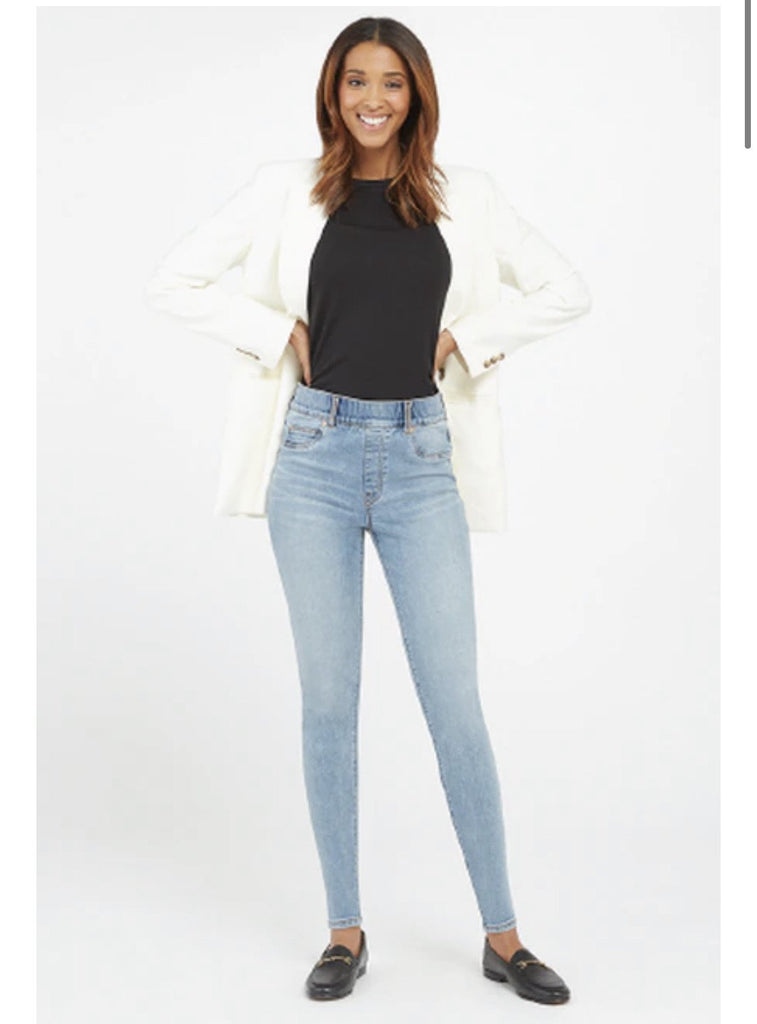 Spanx Jeans Womens Size Medium Distressed Skinny Medium Wash Pull On 